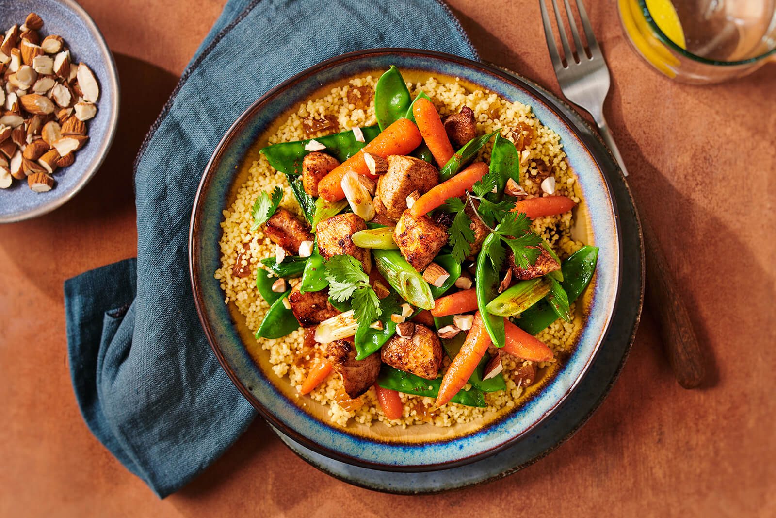 SNELLE KIP MET RAS EL HANOUT EN COUSCOUS