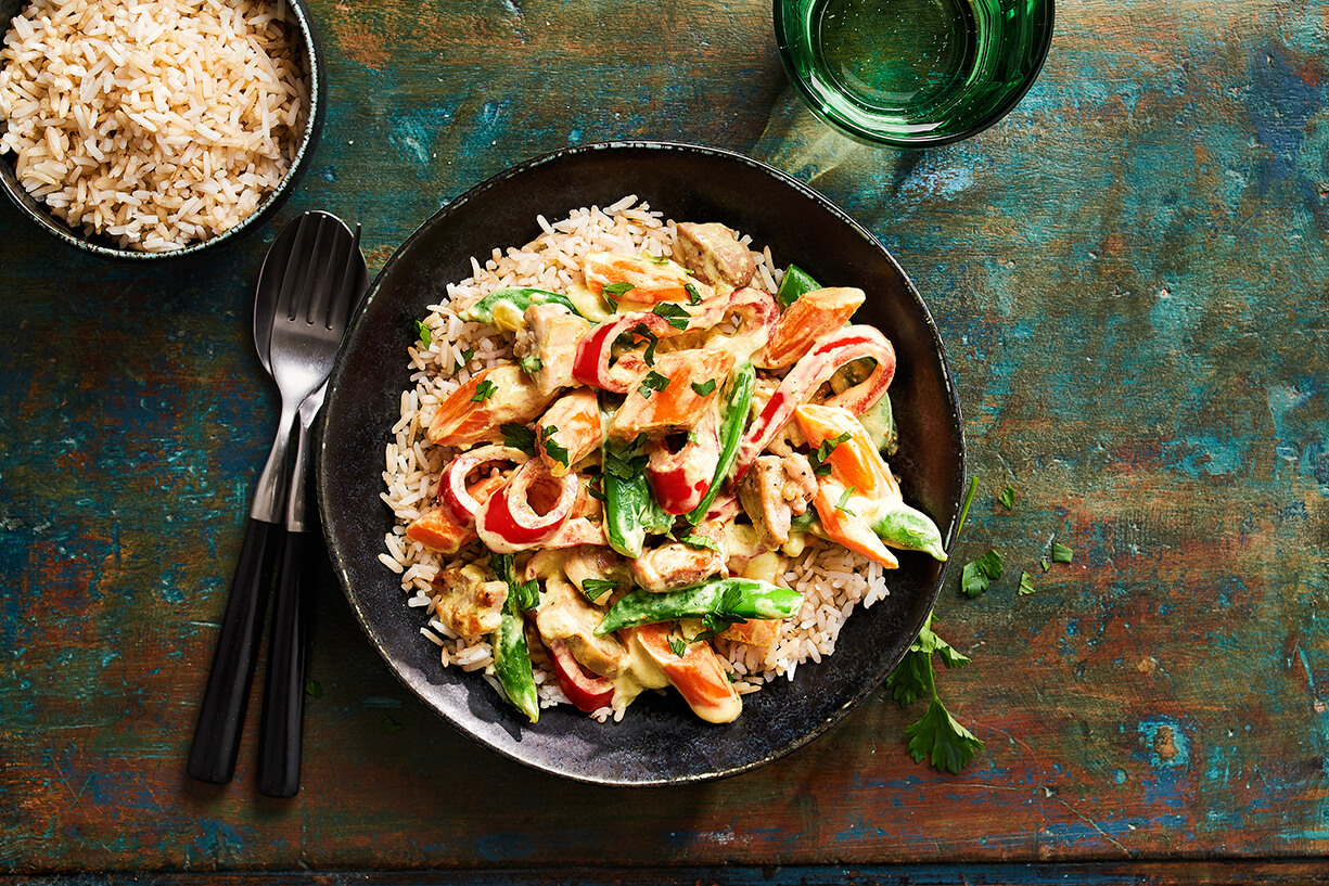 Halfvolkoren Toverrijst Romige Kip Kerrie Met Kokos