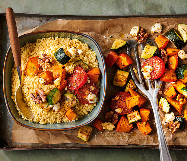 BAKING TRAY MET HERFSTGROENTEN WALNOTEN EN BULGUR