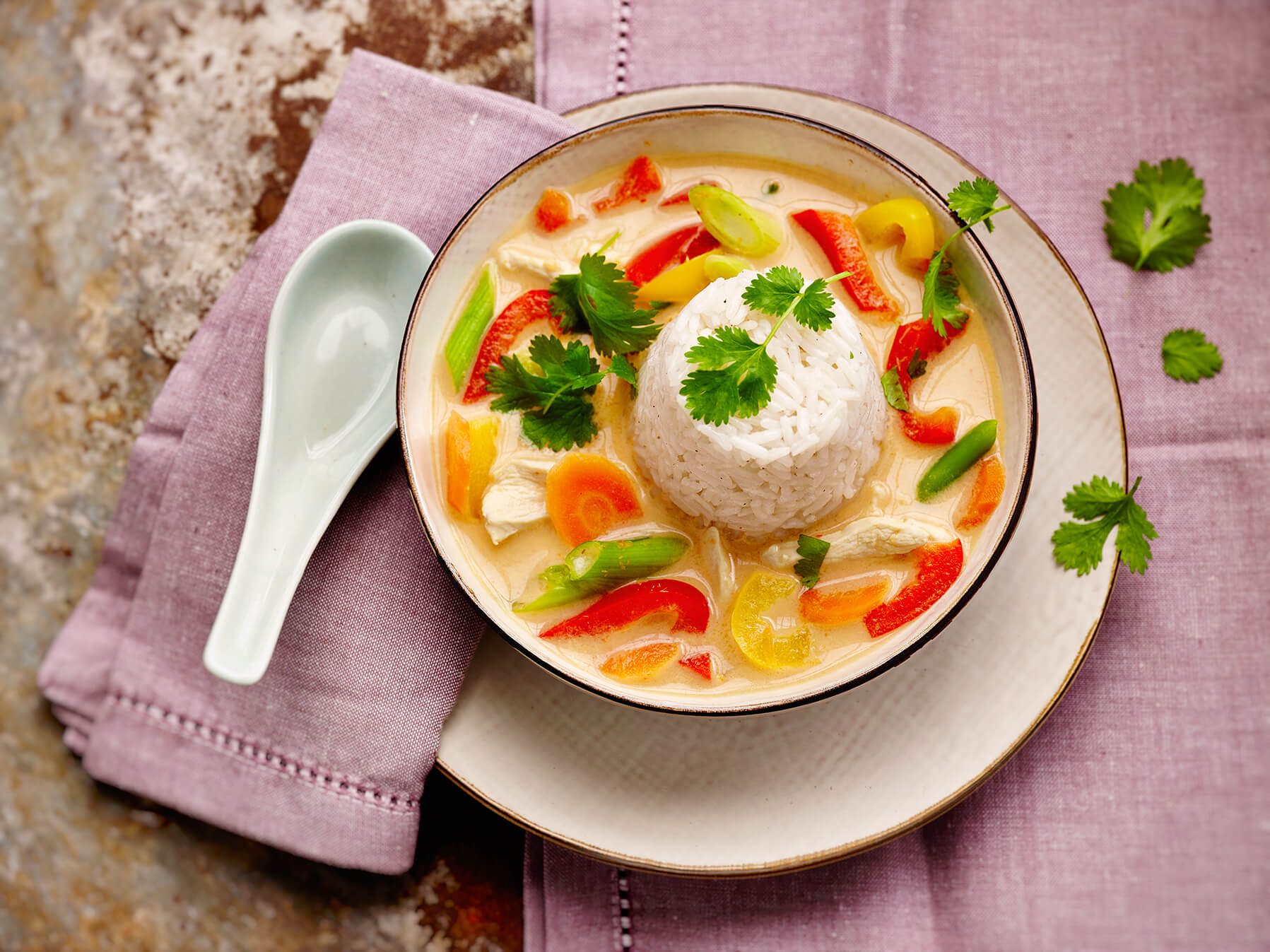 PITTIGE THAISE KIPPENSOEP