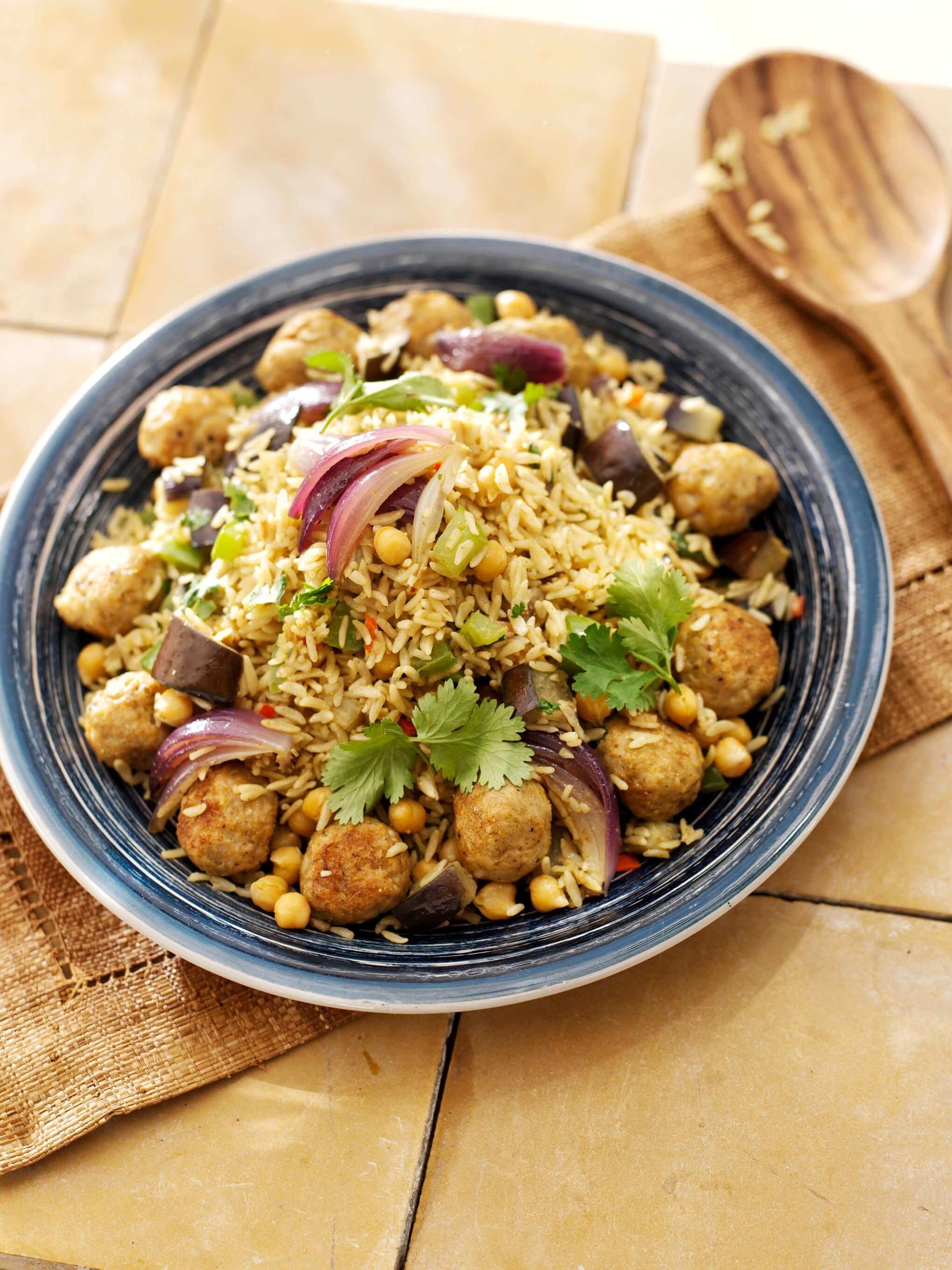 Marokkaanse rijst met gehaktballetjes en aubergine