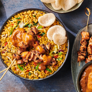 Nasi Goreng met kipsaté en pindasaus