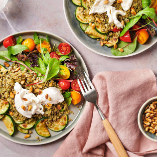 Italiaanse quinoasalade met tomaat en burrata