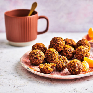 Bliss balls met vijgen, quinoa en speculaas